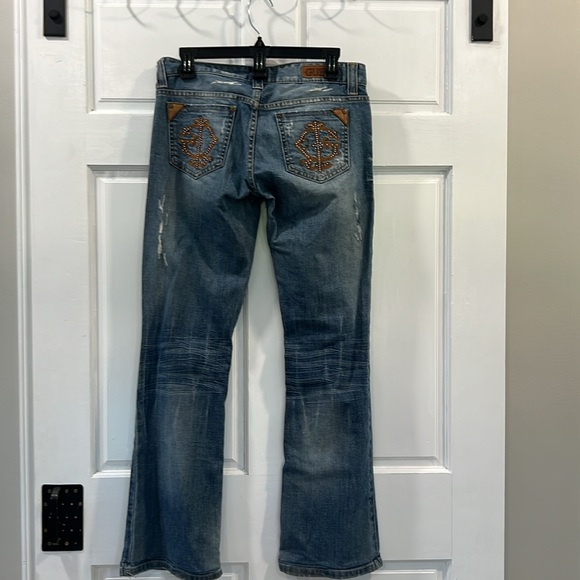 Guess size 27 foxy flare leg jeans, distressed, excellent condition - Picture 9 of 14